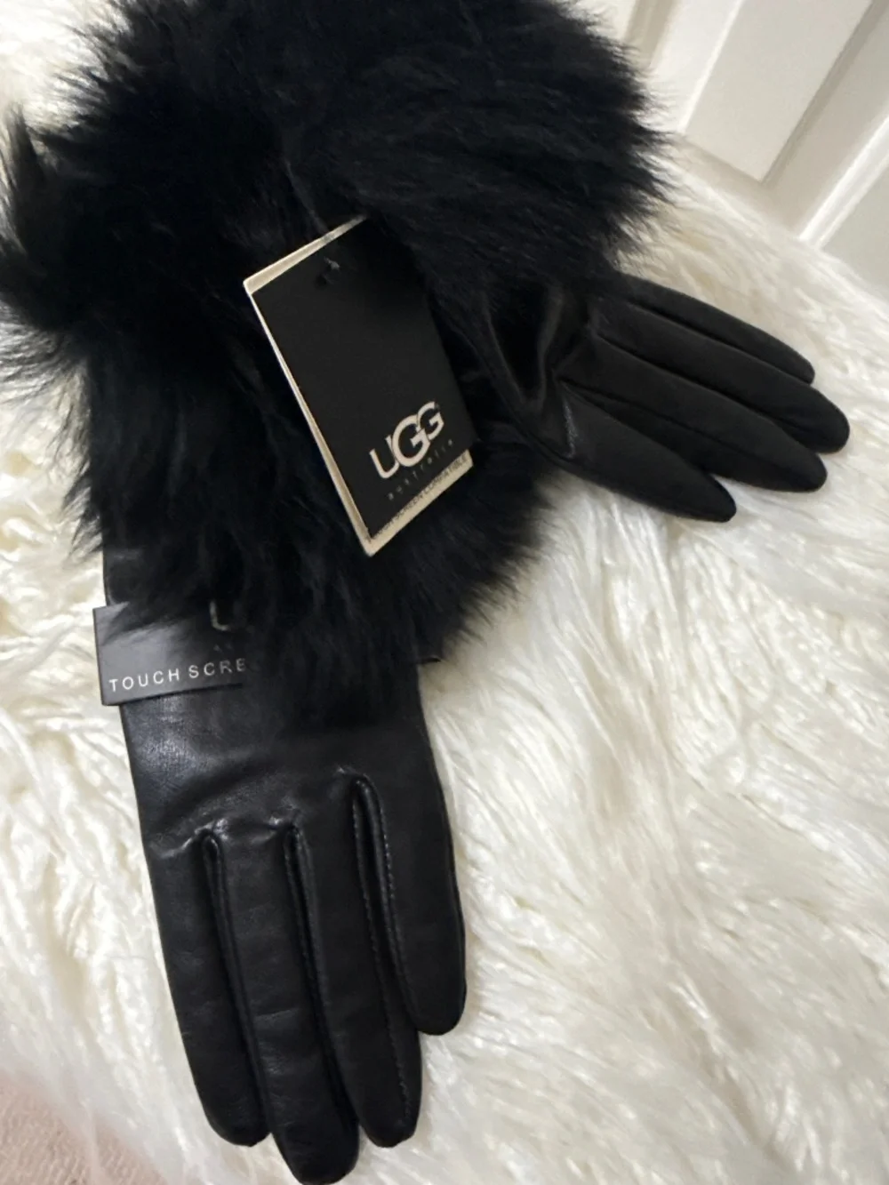 Gloves UGG NWT